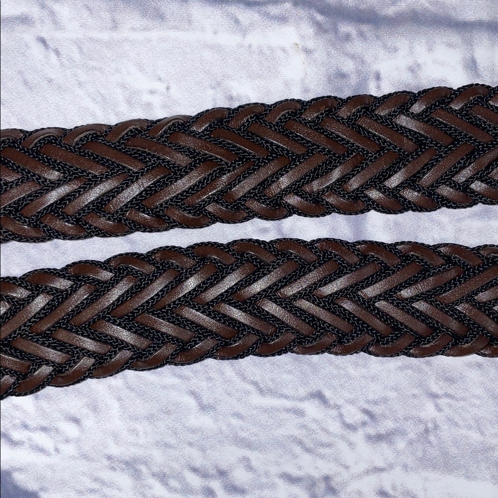 Tommy Bahama Black and Brown Woven Belt. XL - Picture 3 of 5